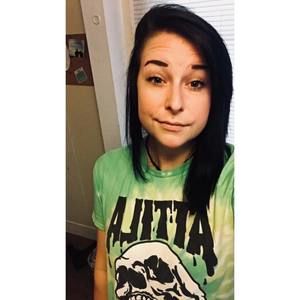 Meet your Posher, Lauren